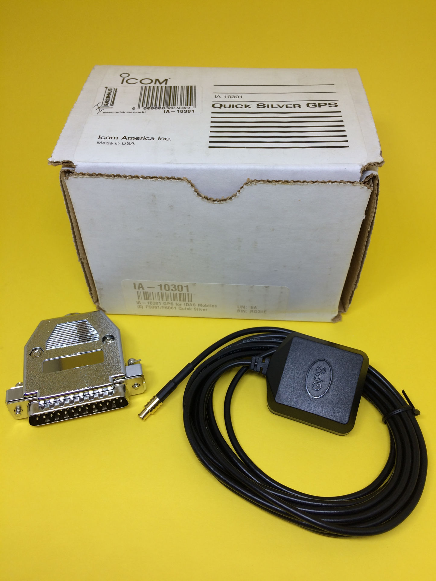 IA-10301 GPS Receiver ICOM (connect to the DB-25 accessory connector)
